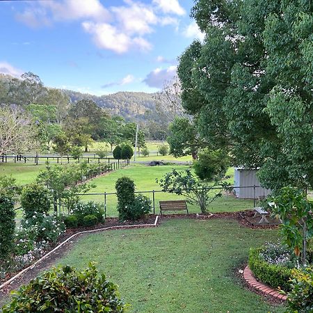 Cottage On Lamington Canungra Exterior photo
